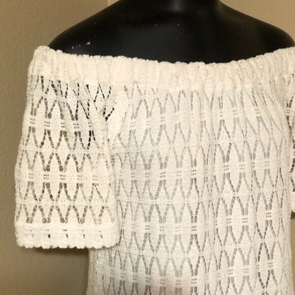 A.L.C. Bolen Crotchet Lace Off The Shoulder Dress in White Size 4 - Picture 3 of 8
